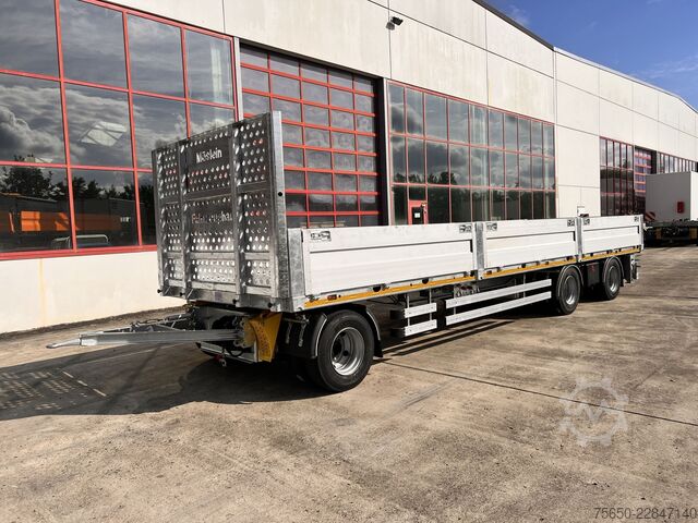 Open trailer Möslein T 3 Plato 9 m  3 Achs Jumbo- Plato- Anhänger 9 m, Mega