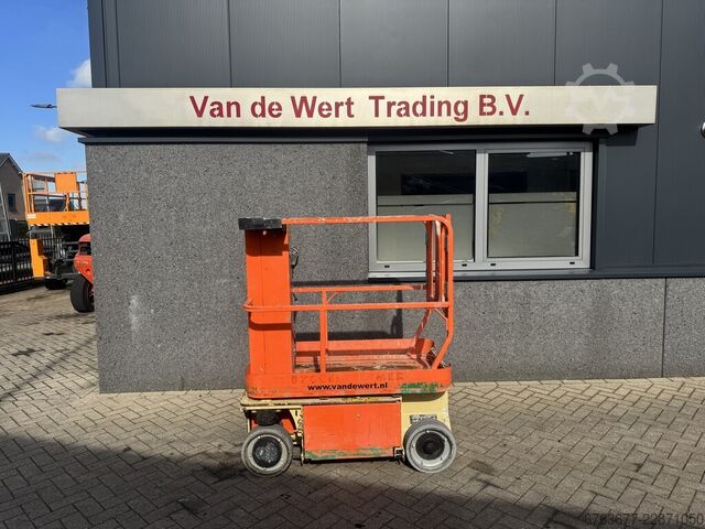 JLG 1230 ES Mastbühne / Vertikallift, 5,44 m Arbeitshöhe, elektrisch, Baujahr 2013 JLG 1230 ES Mast hoogwerker / Vertical Lift 5.44M Werkhoogte elektrisch 2013