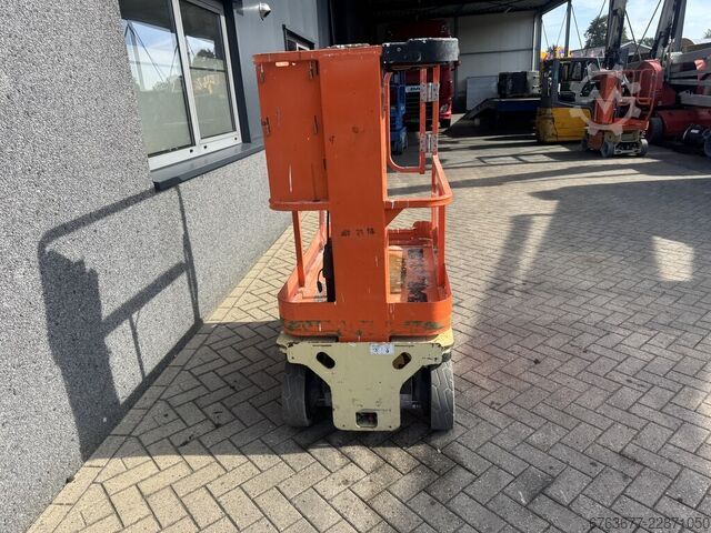 JLG 1230 ES Mastbühne / Vertikallift, 5,44 m Arbeitshöhe, elektrisch, Baujahr 2013 JLG 1230 ES Mast hoogwerker / Vertical Lift 5.44M Werkhoogte elektrisch 2013