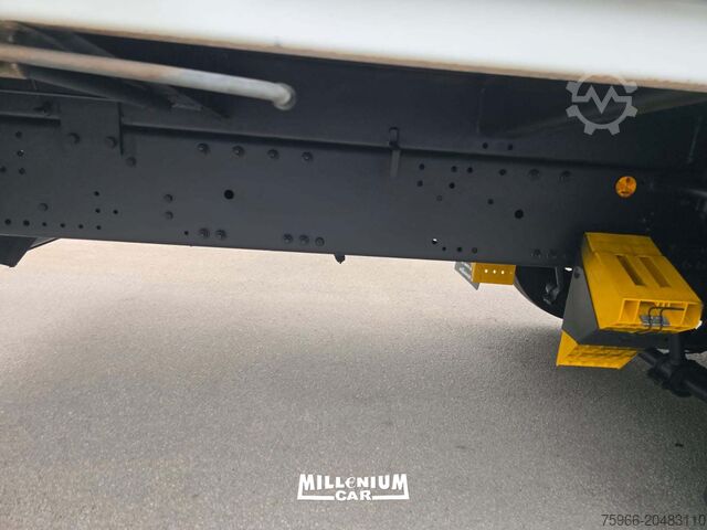 LKW mit Pritsche und Plane Iveco STRALIS 360 CENTINATO 9,60 A/BASSA C/SCO