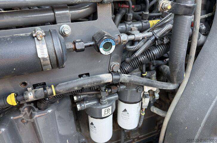 Traktor Challenger MT775E / LIKE NEW!