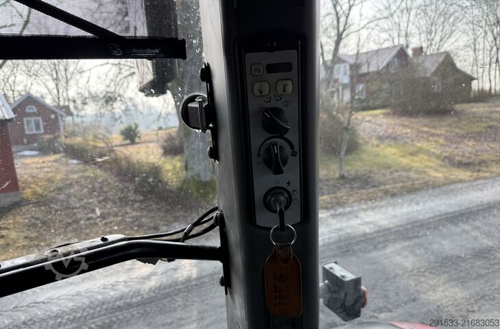 Traktor Challenger MT775E / LIKE NEW!