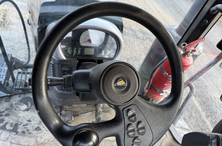 Traktor Challenger MT775E / LIKE NEW!