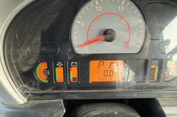 Traktor Challenger MT775E / LIKE NEW!