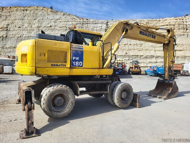 Mobilbagger mit Rädern Komatsu PW180-7K