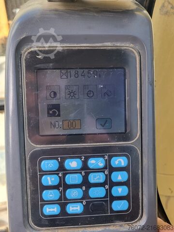 Mobilbagger mit Rädern Komatsu PW180-7K