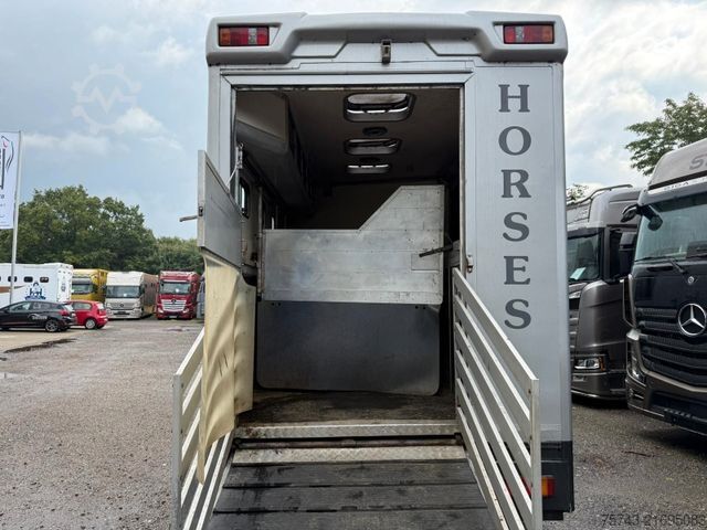 Viehtransporter LKW MAN L2000   3-4 Pferde Wohnung Dusche