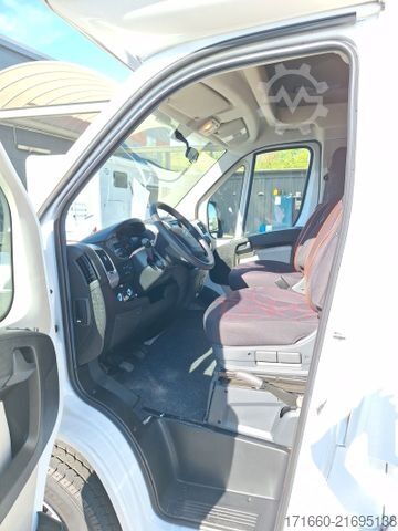 Teilintegriertes Wohnmobil P.L.A. Sonstige Bela Easy Barbados