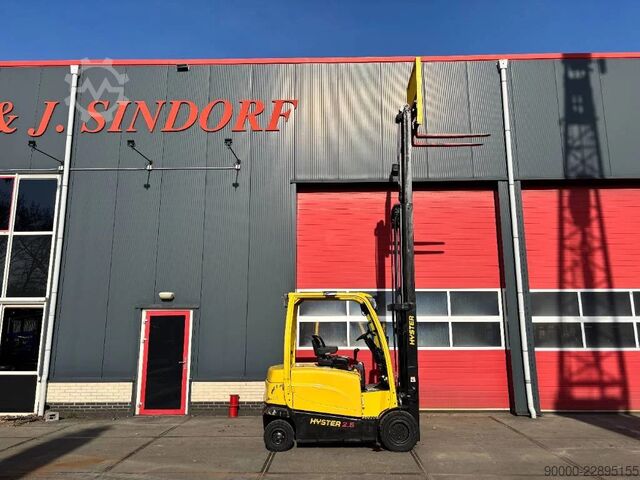 Forklift Hyster J2.5 XN 2500kg E- heftruck triplo
