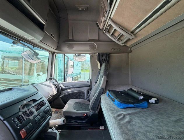 Refrigerated truck DAF XF 105.460 SSC EURO 5 ISOLATED BOX THERMO KING C