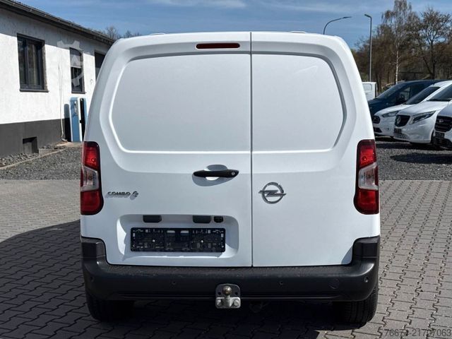 Panel van OPEL Combo E Cargo - e Edition 50Kwh 11kW Kamera AHK
