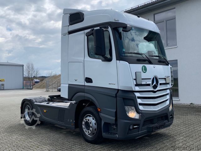 Standard tractor unit MERCEDES-BENZ Actros 1843 LS_ StreamSpace_ Retarder_ 2x Tank