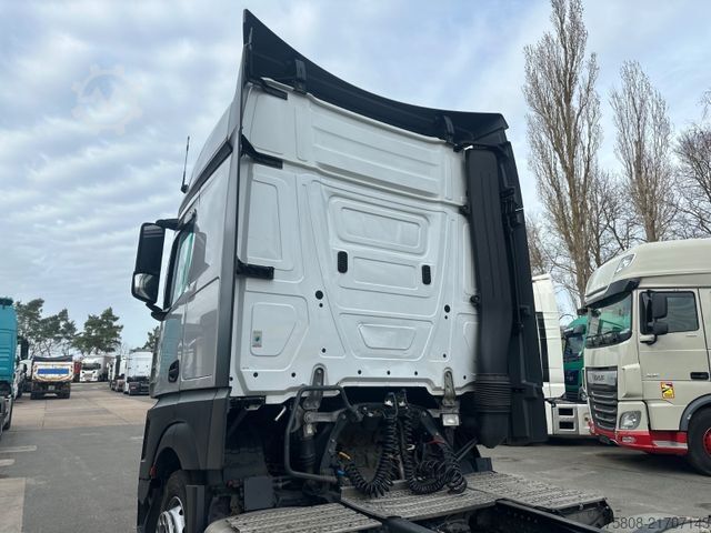 Volume tractor unit MERCEDES-BENZ Actros 1845 X-Low Retarder ACC Spur. As. HU 3x