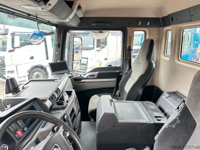 Standard tractor unit MAN 4xTGS 18.430 4x4H BLS Kipphydraulik / LOF 90