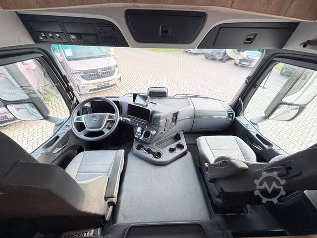 Viehtransporter LKW MERCEDES-BENZ ACTROS 1835  5 Pferde POP-OUT,  Neu