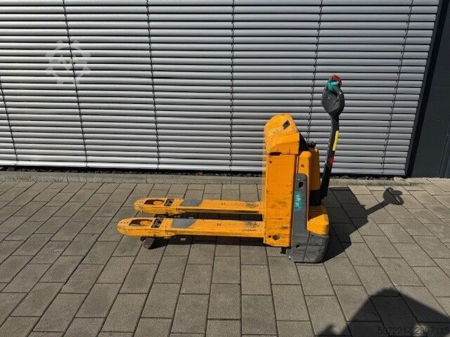 Elektrische Niederhubwagen Jungheinrich EJE 116i Li-Ion