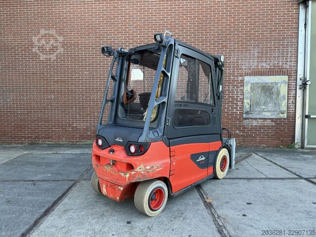 Elektro 4 Rad-Stapler Linde E30L-01