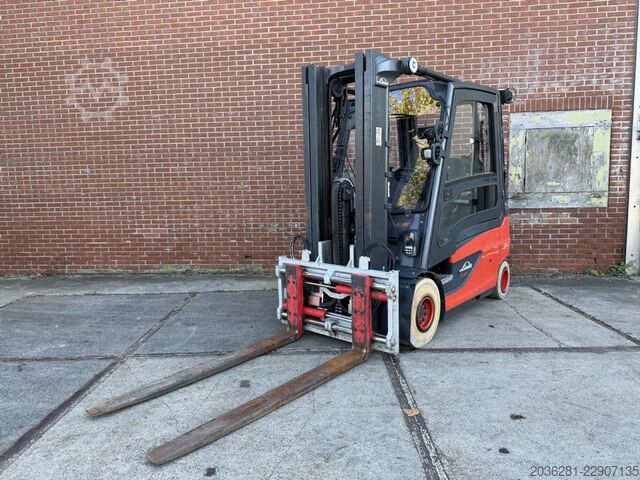 Elektro 4 Rad-Stapler Linde E30L-01