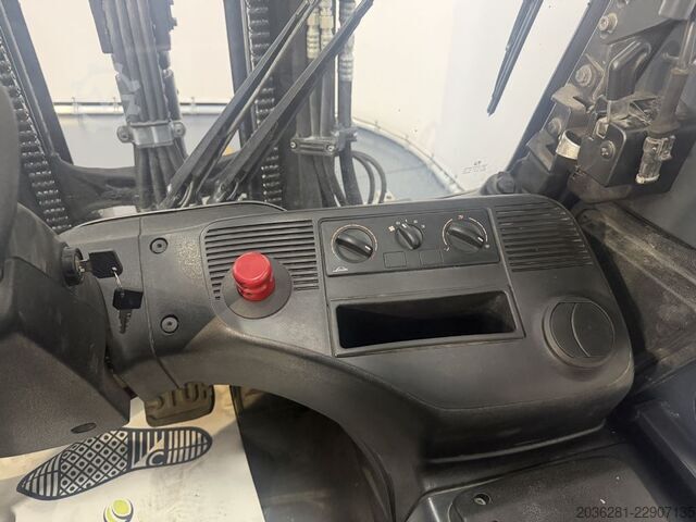 Elektro 4 Rad-Stapler Linde E30L-01