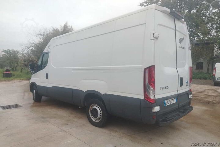 Box van Iveco DAILY 35S 15 2.3 HDI PMTM