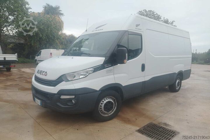 Box van Iveco DAILY 35S 15 2.3 HDI PMTM