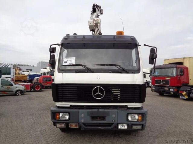Hakenarmsystem Mercedes-Benz SK 2433 Semi-Auto + PTO + Serie 14 Crane + 3 pe...