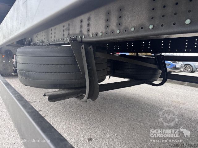 Auflieger mit Pritsche & Plane Schmitz Cargobull Curtainsider Mega