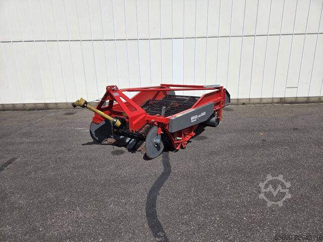 Unia Wega 1600 Duo potato harvester 2 rows with double web conveyor UNIA Wega 1600 Duo