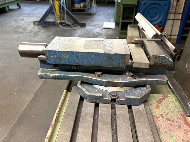 Werkzeugfräsmaschine MACMON M 100 E