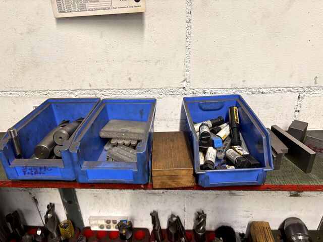 Werkzeugfräsmaschine MACMON M 100 E