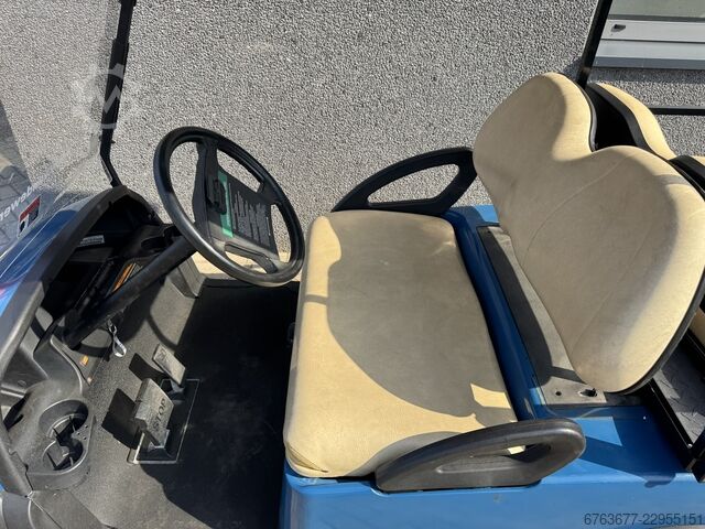 Golf car CLUBCAR PRECEDENT 4-seater Golf cart Golfcart 2007 with Charger CLUBCAR CLUBCAR PRECEDENT 4 zitter Golfkar Golfcart 2007 M