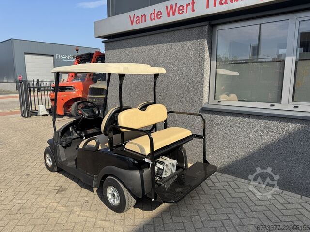 Golf car CLUBCAR PRECEDENT 4-seater Golf cart Golfcart 2007 with Charger CLUBCAR CLUBCAR PRECEDENT 4 zitter Golfkar Golfcart 2007 M