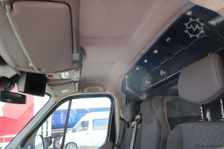 Box van Opel Movano R3500