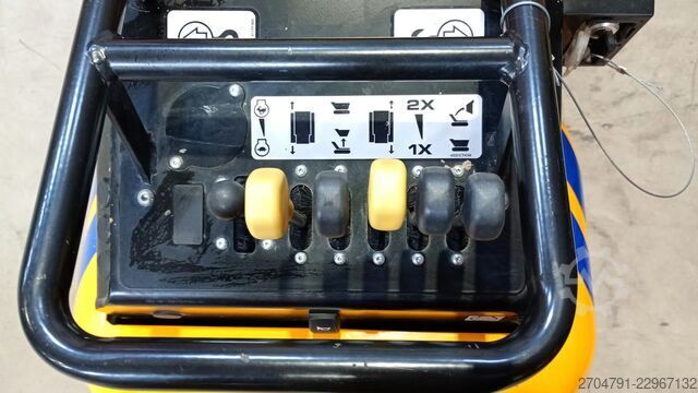 Mini dumper, mini tipper, dumper JCB HTD-5