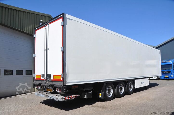 Refrigerated/frozen transport Krone N/A SD CoolLiner 3x SAF LIFTAS