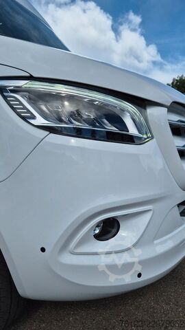 Minibus MERCEDES-BENZ 30 Sitzer Schul- Transferbus 519 Lagerfahrzeug
