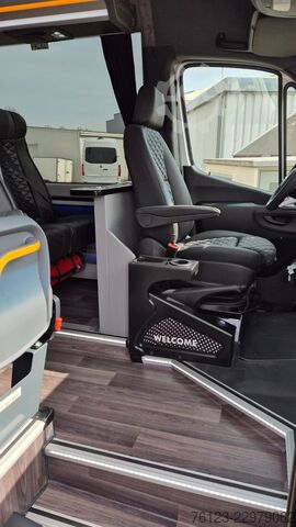Minibus MERCEDES-BENZ 519  Allrad 4 x 4  20 / 23 Sitzer schnelle Liefe