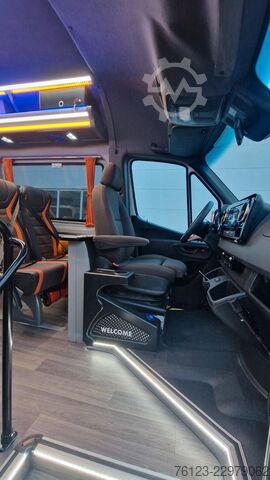Minibus MERCEDES-BENZ 519  Allrad 4 x 4  20 / 23 Sitzer schnelle Liefe