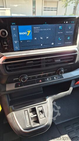 Minibus Citroën SpaceTourer Opel Zafira Plus M 9 Sitzer