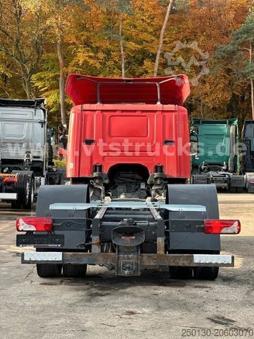 LKW-Fahrgestell SCANIA P320 DB4x2 Fahrgestell