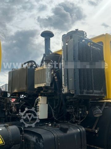 LKW mit Tankaufbau MAN F8 Winterdienst Räumschild