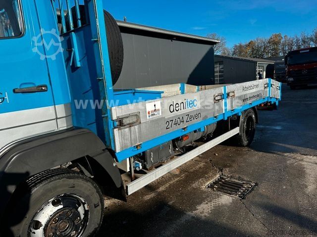 Car carrier van MERCEDES-BENZ 814 L 4x2 Auffahrrampen Seilwinde