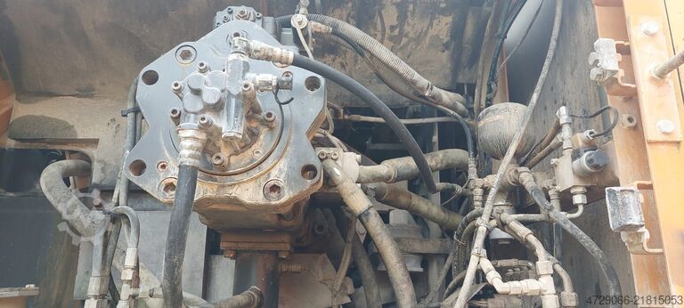 Crawler excavator CX 700 Case 