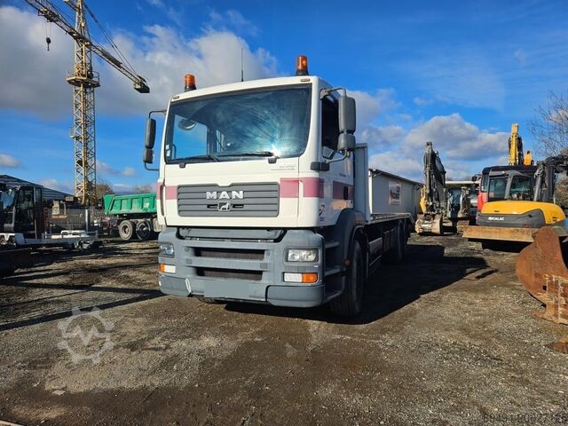 Machine transport truck MAN TGA 28.310