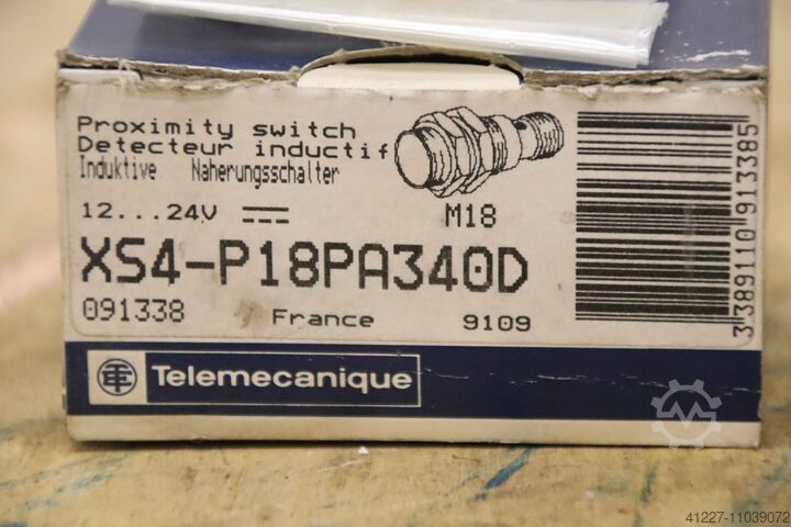 Proximity switch Telemecanique XS4-P18PA340D