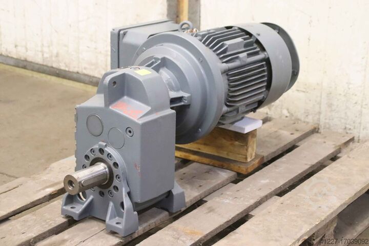 Gear motor 5.5 kW 215 rpm Flender Himmel FZC61-K4