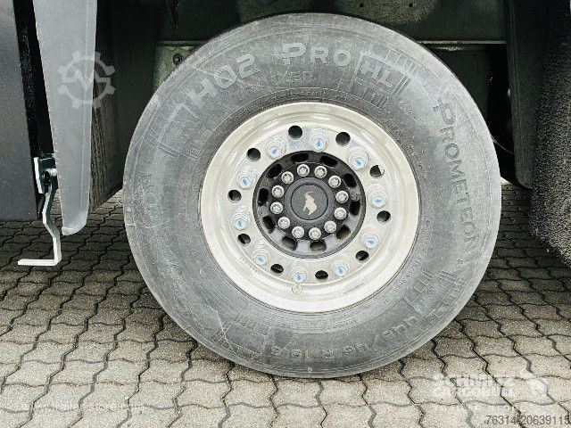 Reefer semitrailer Schmitz Cargobull Tiefkühler Mega Doppelstock