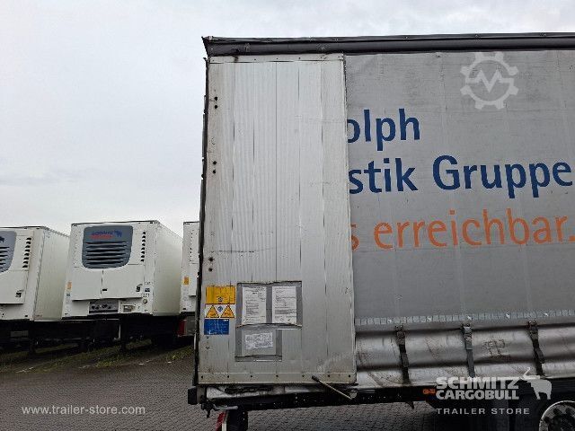 Open semitrailer with tarp Schmitz Cargobull Curtainsider Mega Getränke