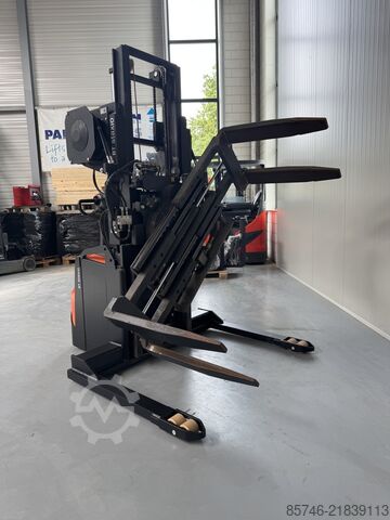 SWE 140 S - with PALLET CHANGER!! TOYOTA SWE 140 S - with PALLETCHANGER !!