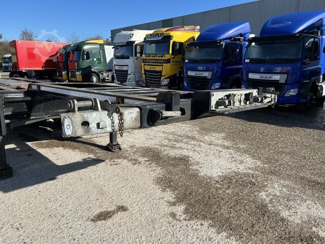 Container transport Renders Euro 800 / Multi Container Chassis / 20-30-40-4...